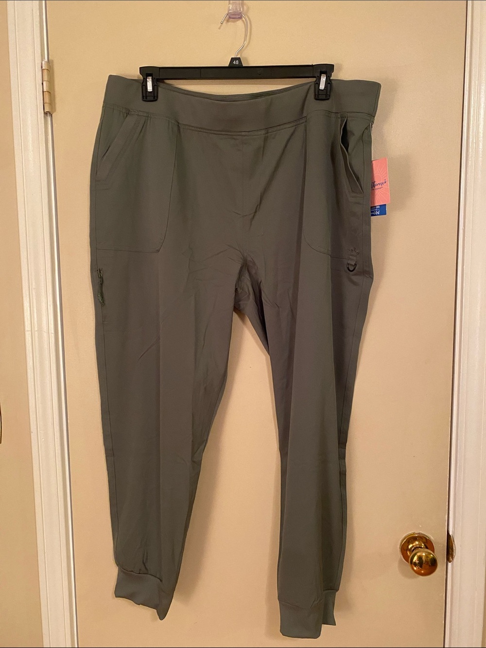 Women’s Olive Green Jogger scrub pants